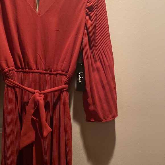 Lulus Maroon 3/4 Bell Sleeve Midi Dress Small - Picture 4 of 6